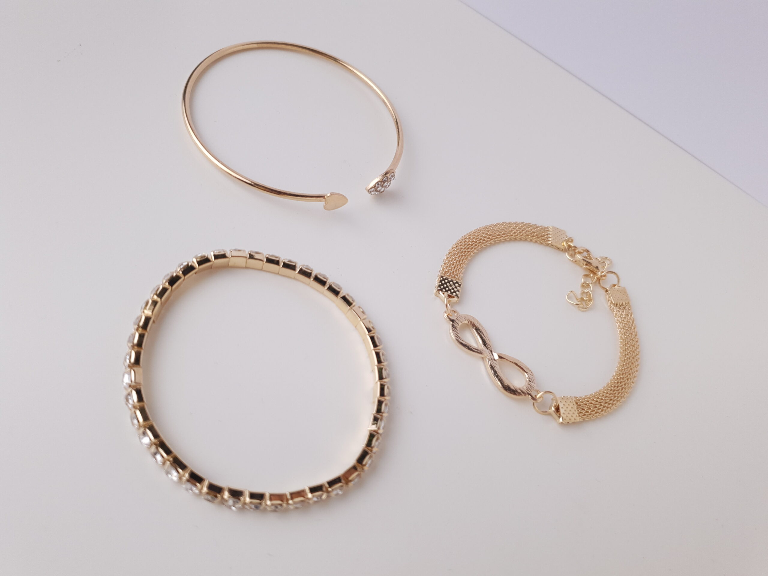 Jewelry &<br/>
Charm Rings